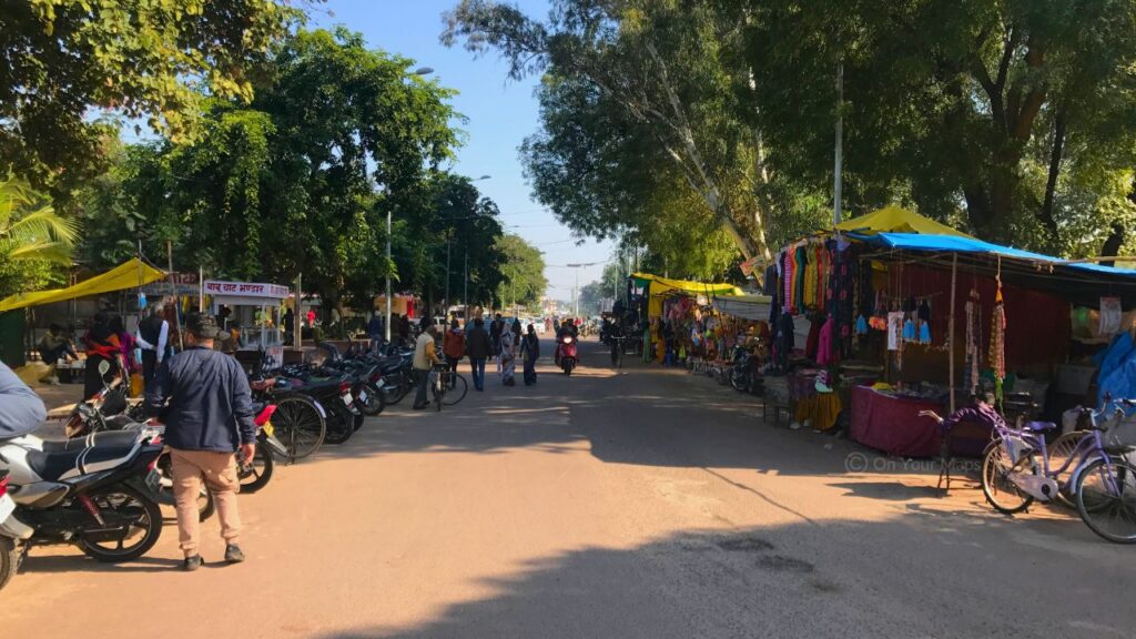 Khajuraho travel blog: Khajuraho is way too less crowded than other tourist destinations in India.